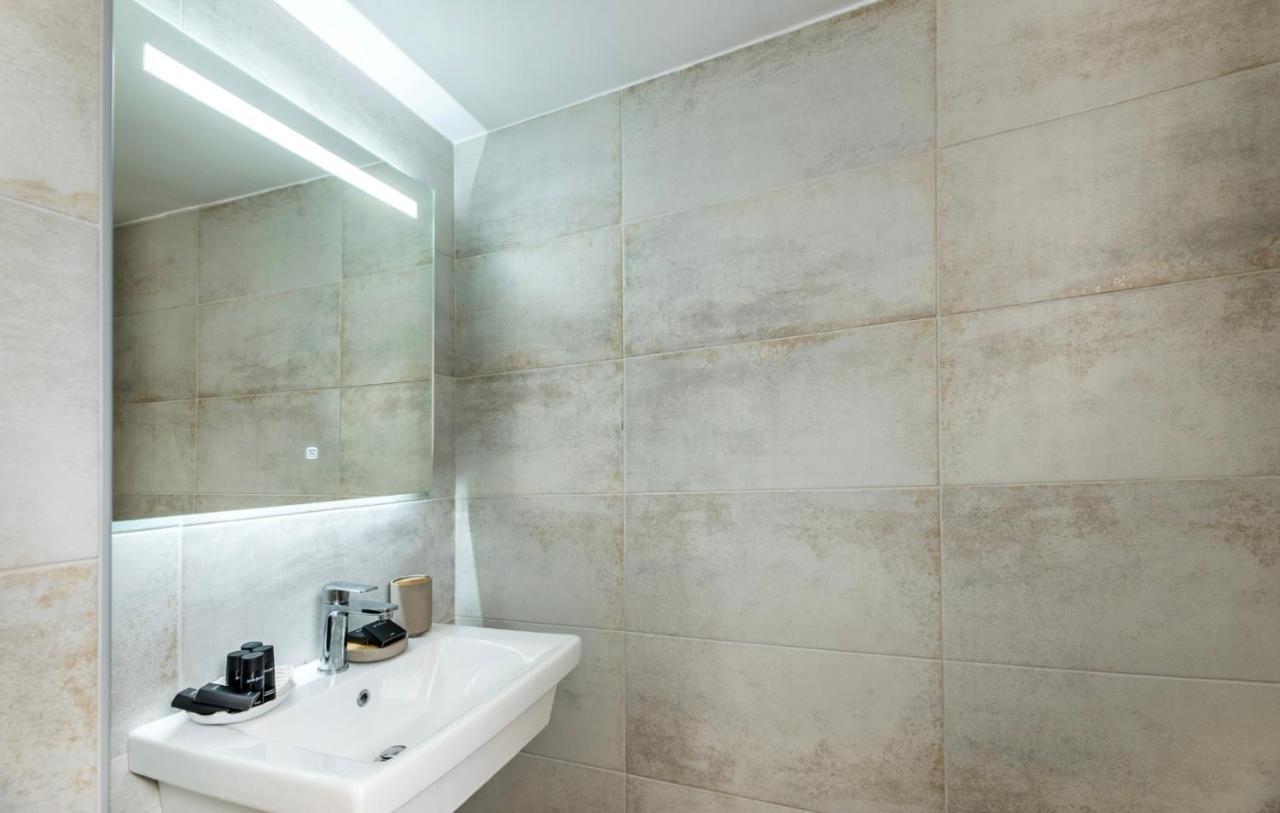 Eleusis Suites Α Екстер'єр фото